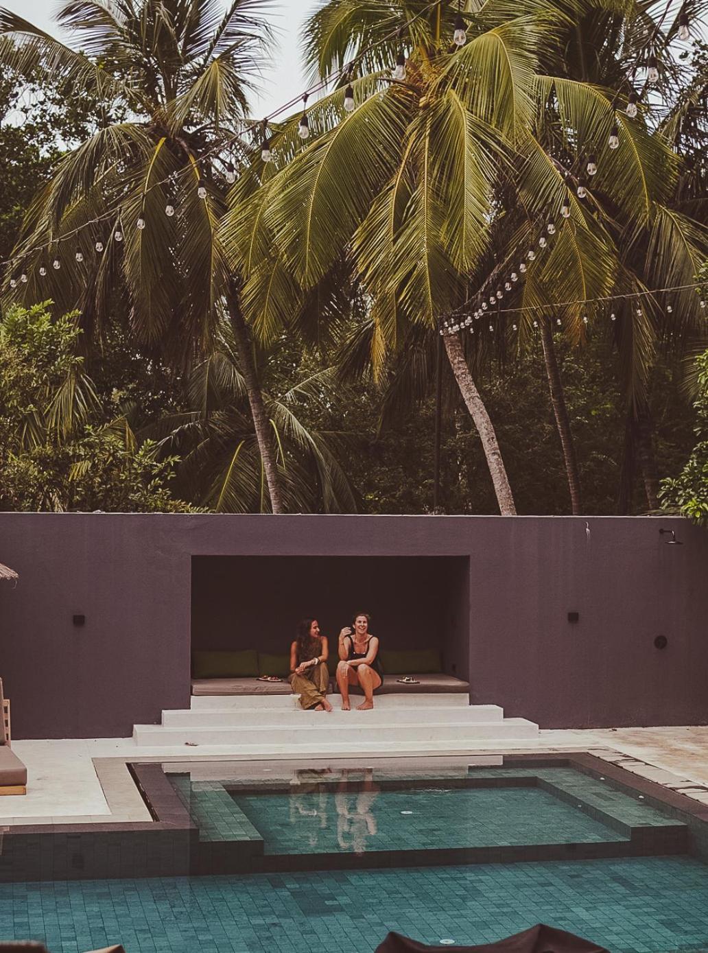 The Salty Pelican Yoga & Surf Retreat Zuid-Dikwella Buitenkant foto